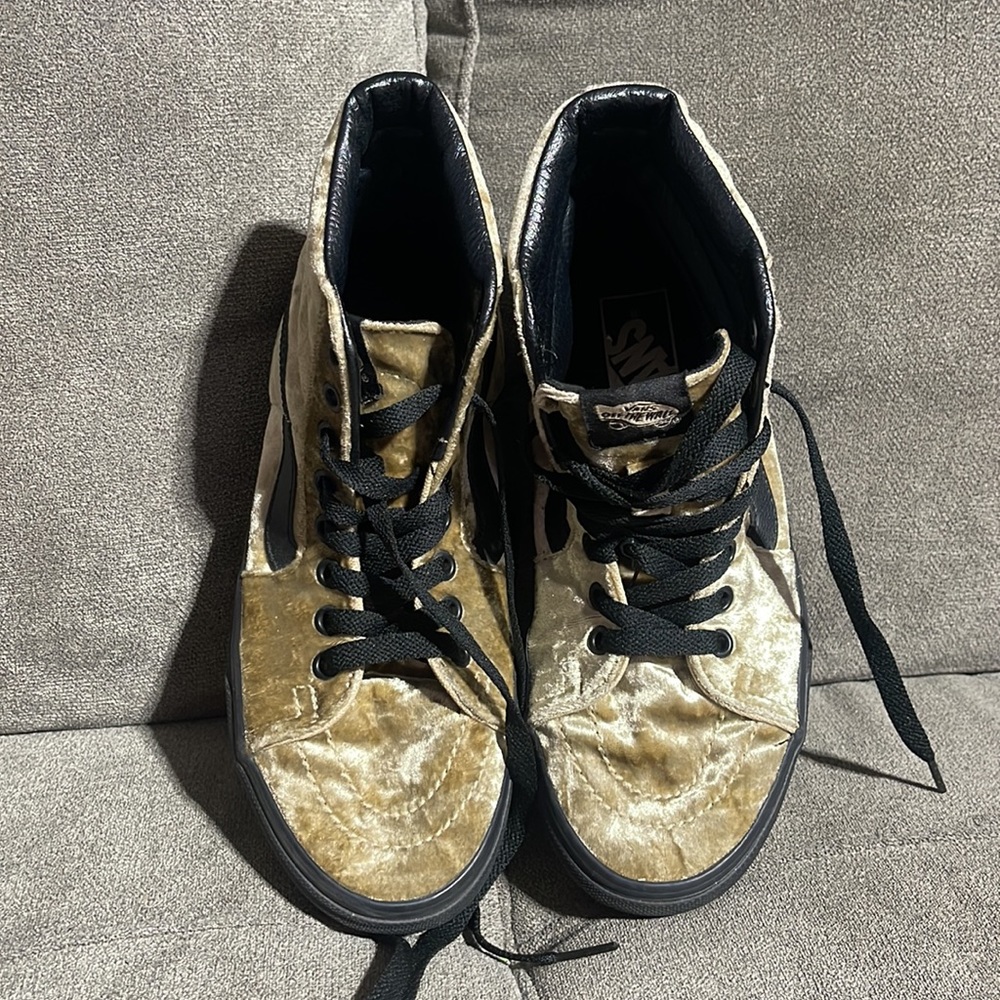 🥰🥰High Top Old School Velvet Vans🥰🥰 - Picture 2 of 9